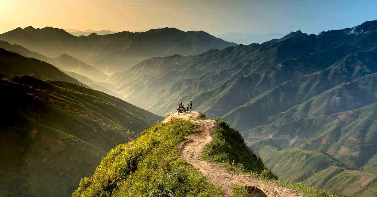 5 Destinations Incontournables pour le Trekking en Montagne