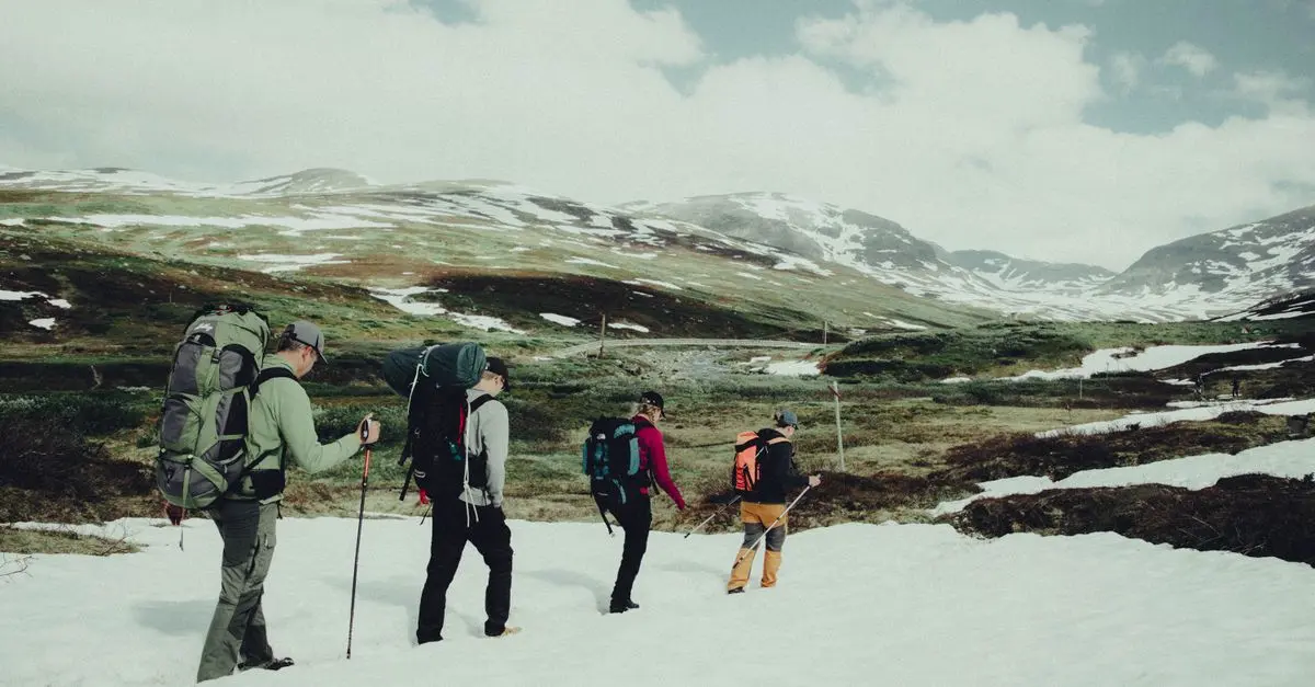 Le Trekking en Hiver : Défis et Plaisirs