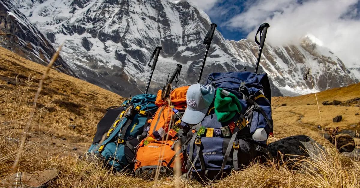 Trekking Minimaliste : L'Essentiel pour Voyager Léger